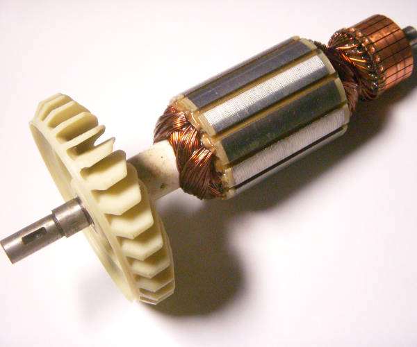 Якорь двигателя цепной пилы KAMA -1 PA6-GF30 2.2 кВт с 405-й шиной ...